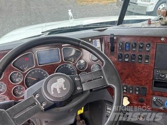 Mack GRANITE GU813 Komunalni tovornjaki