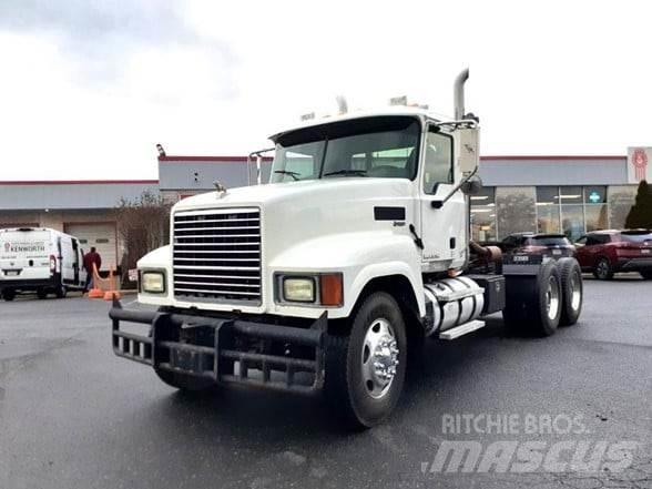 Mack PINNACLE CHU613 Vlačilci