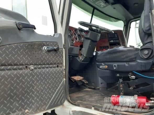 Mack PINNACLE CHU613 Vlačilci