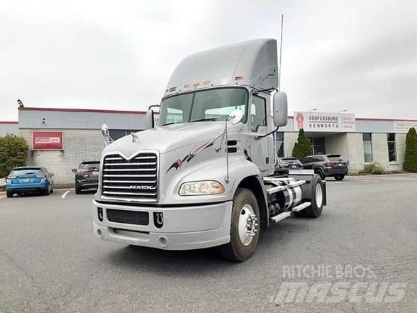 Mack PINNACLE CXU612 Vlačilci