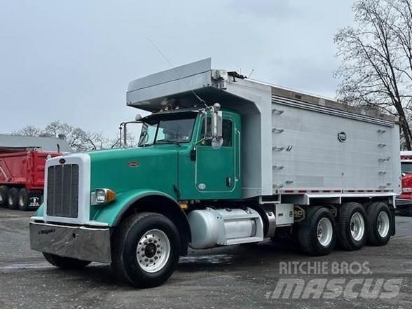 Peterbilt 367 Kiper tovornjaki