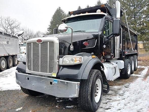 Peterbilt 567 Kiper tovornjaki