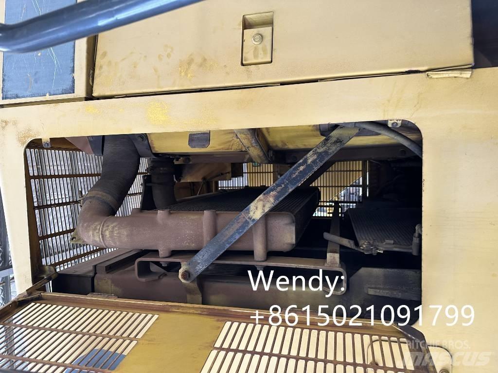 Komatsu WA 600-6 Kolesni nakladalci