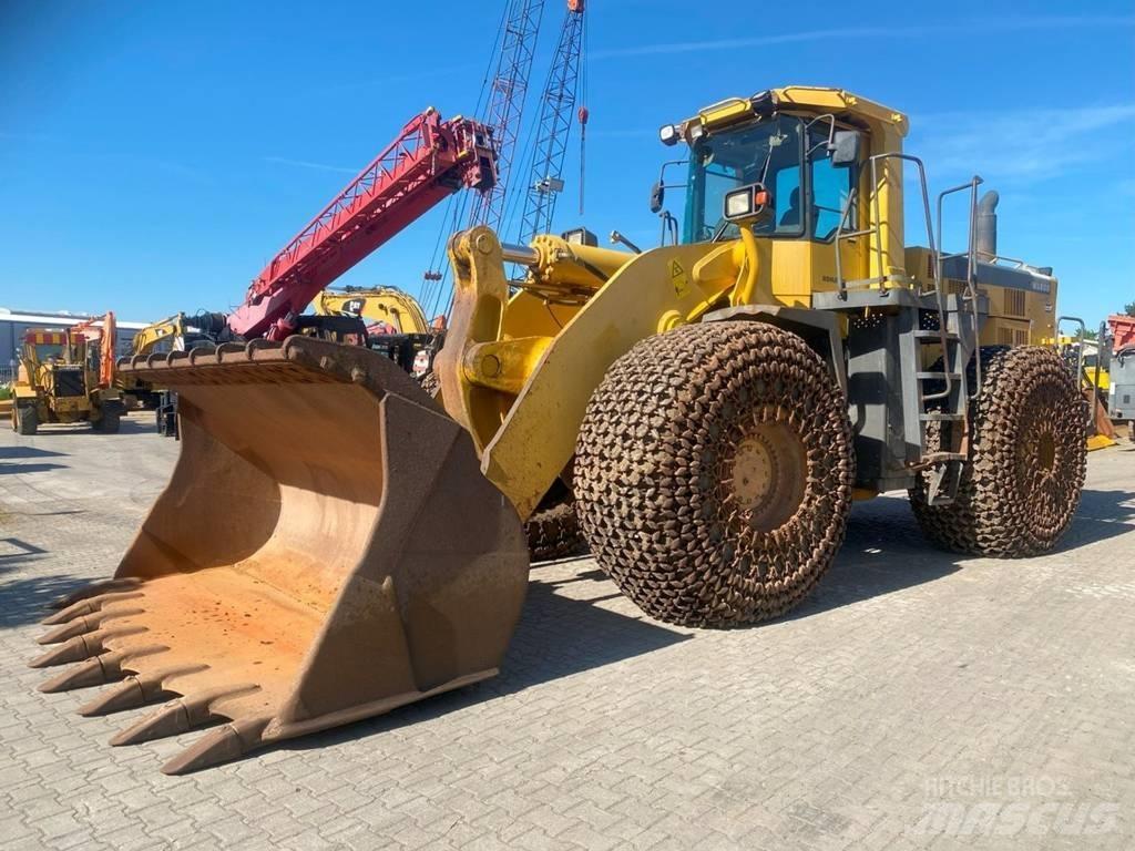 Komatsu WA 600-3 Kolesni nakladalci