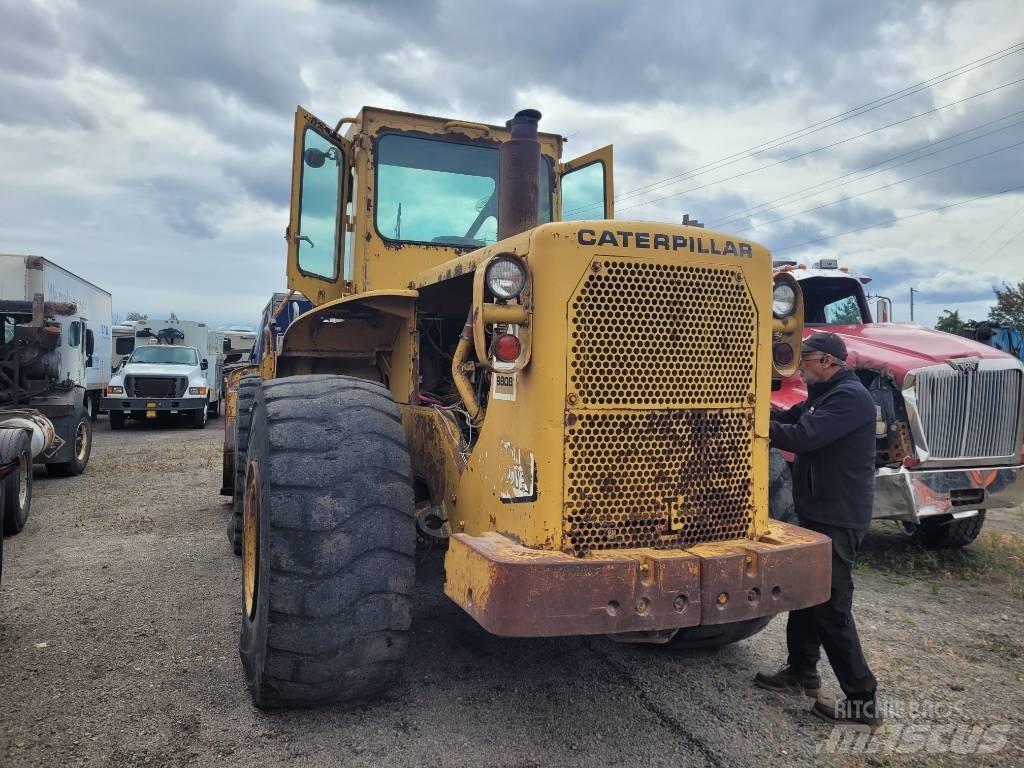 CAT 980 B Kolesni nakladalci
