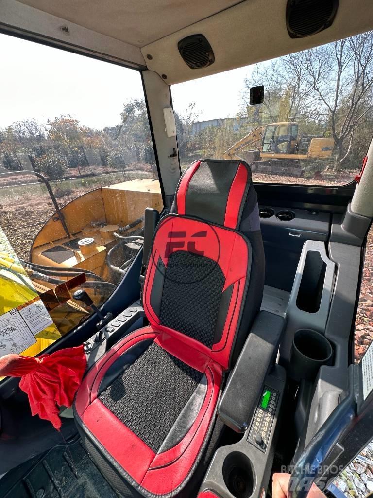 Komatsu PC 70-8 Bagri goseničarji