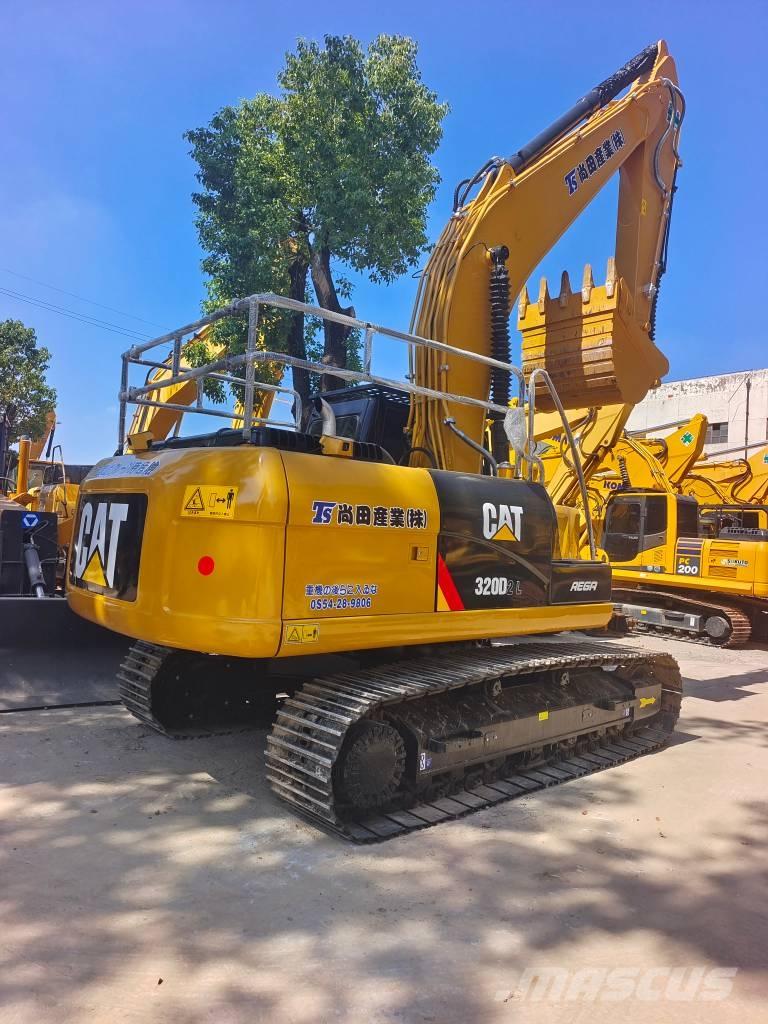 CAT 320 D2 Bagri goseničarji
