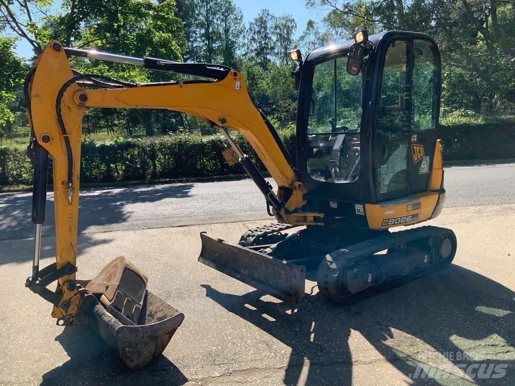 JCB 8026 CTS Mini bagri <7t