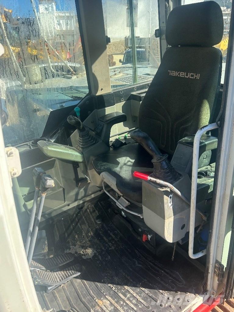 Takeuchi Tb 1140 Bagri goseničarji