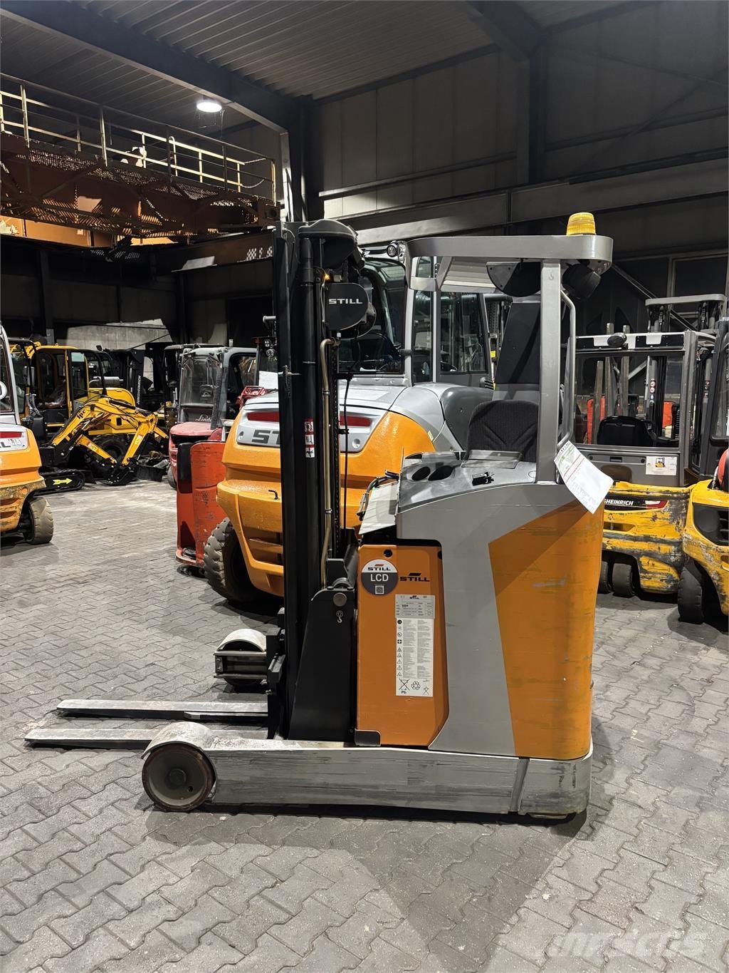 Still FM-X17 Viličarji s pomičnim teleskopom