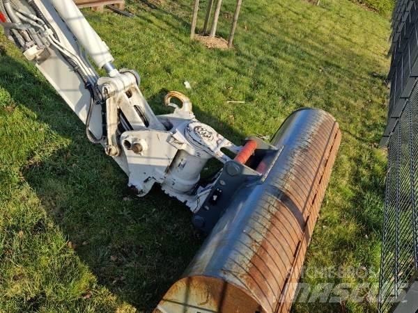 Takeuchi TB 280 FR Midi bagri 7t – 12t