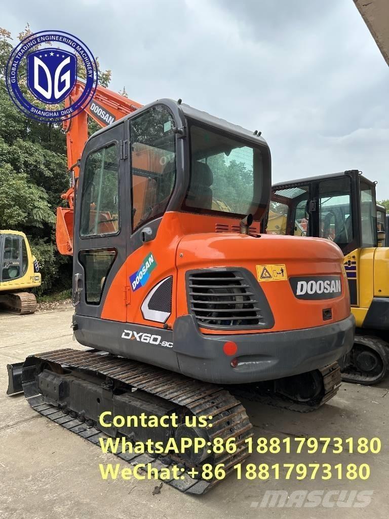 Doosan DX 60 Bagri goseničarji