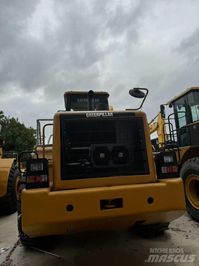 CAT 966 H Kolesni nakladalci