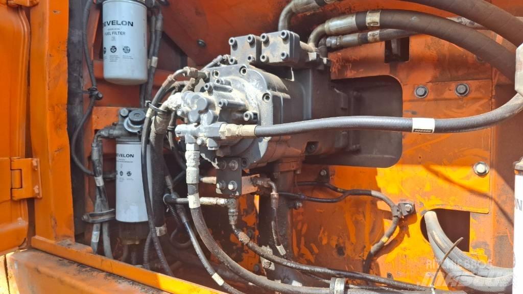 Doosan DX 300 LC-3 Bagri goseničarji