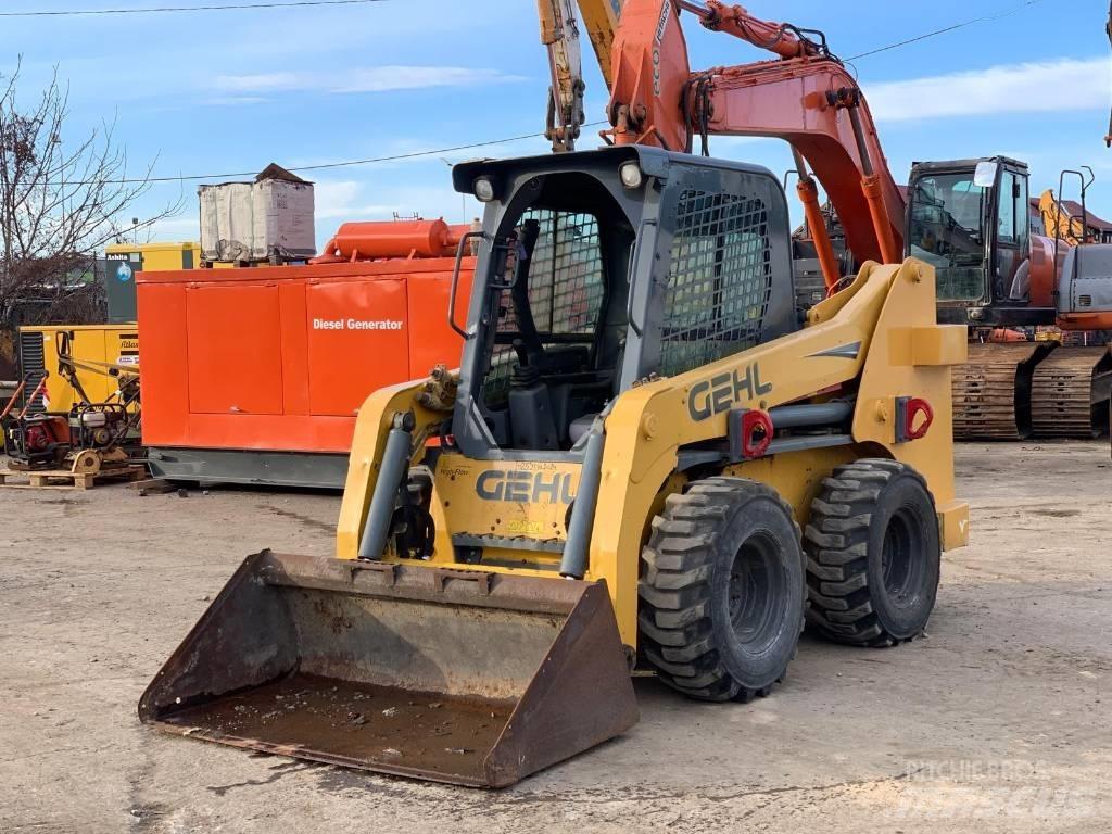 Gehl R 260 Skid steer mini nakladalci