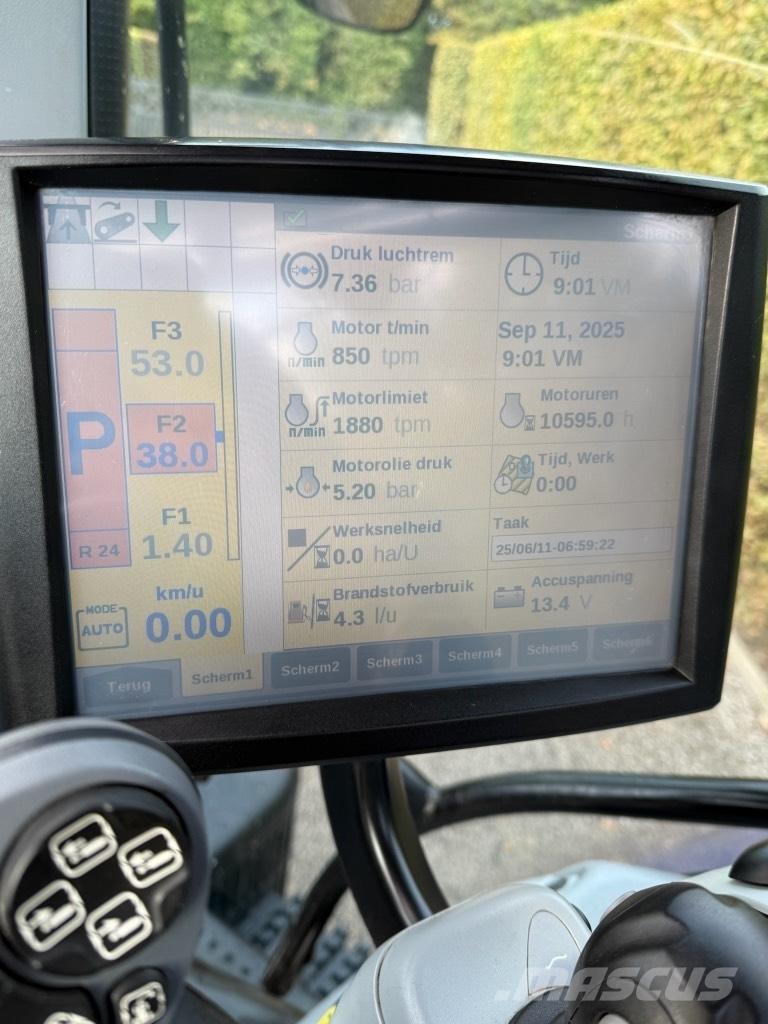 New Holland T 7.270 Traktorji