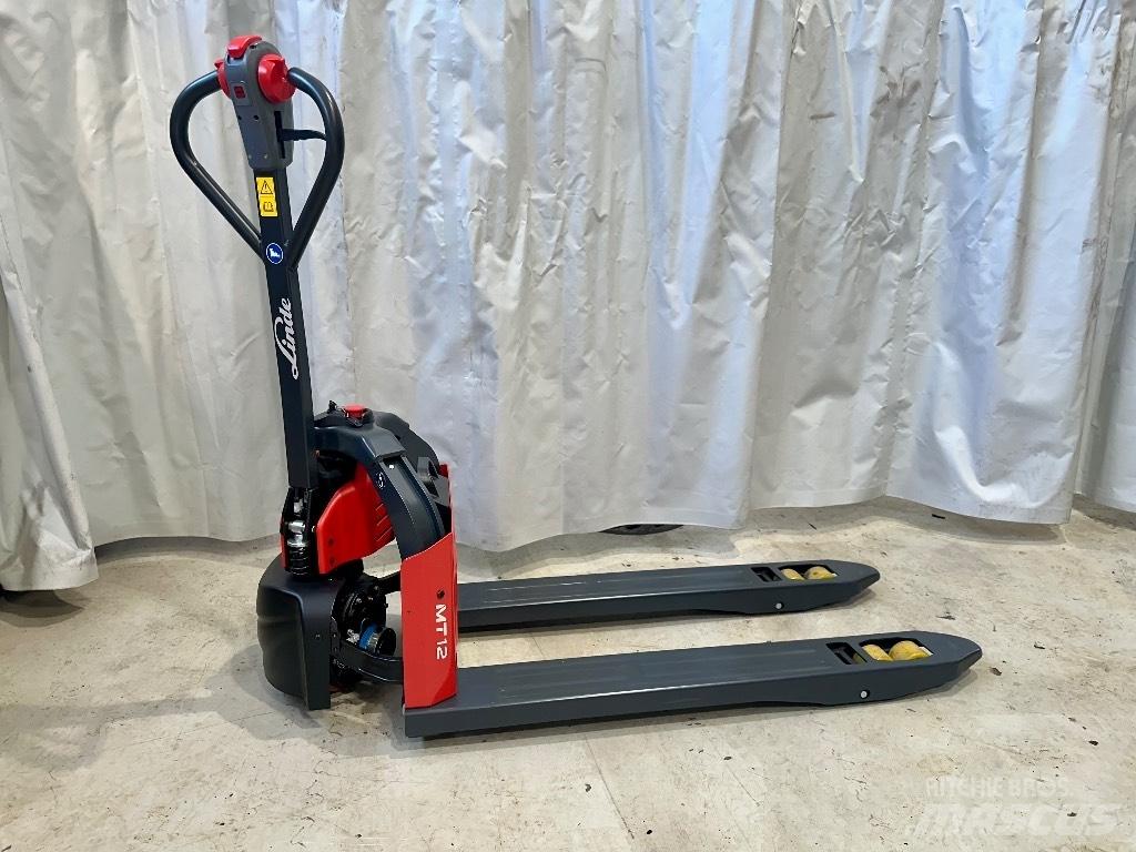 Linde MT 12 Električni nizko dvižni viličar