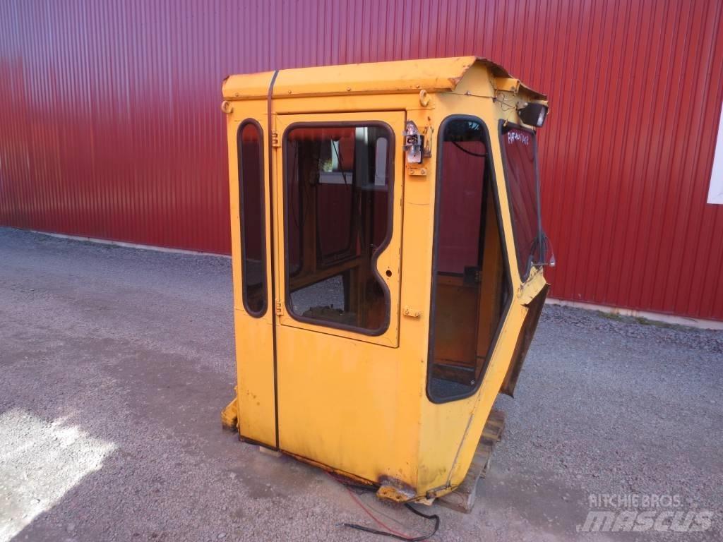 Fiat-Allis 345B Kabine in notranjost