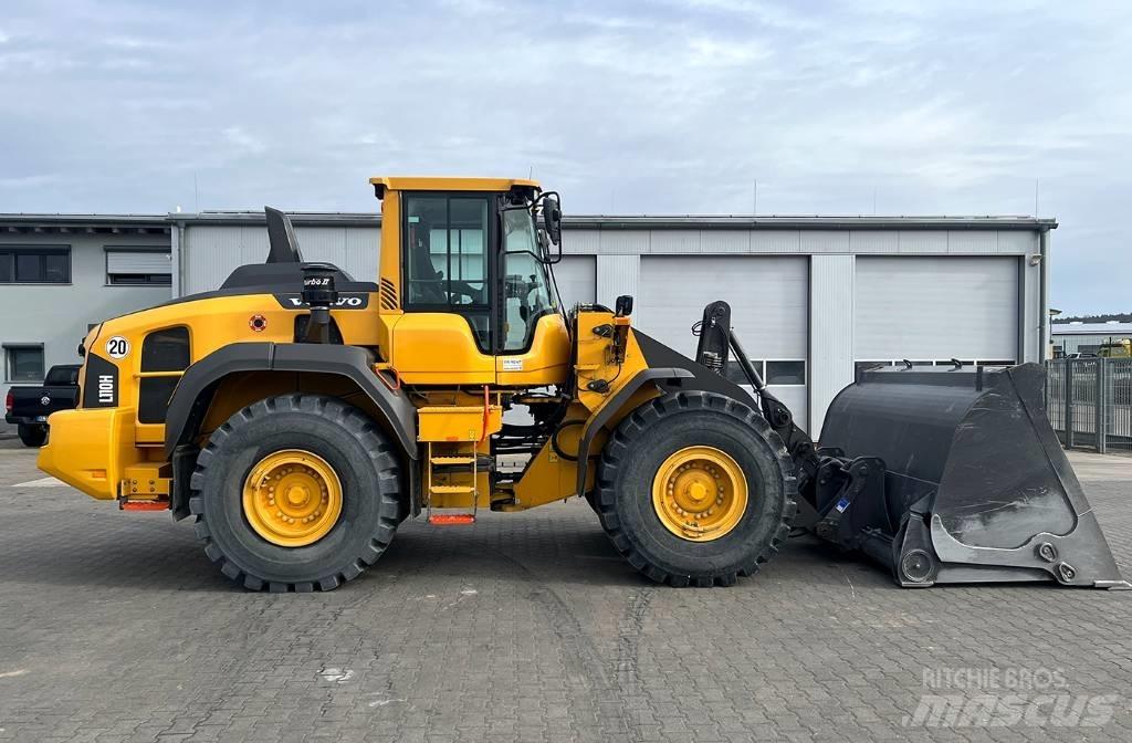 Volvo L110H - RENTAL Kolesni nakladalci