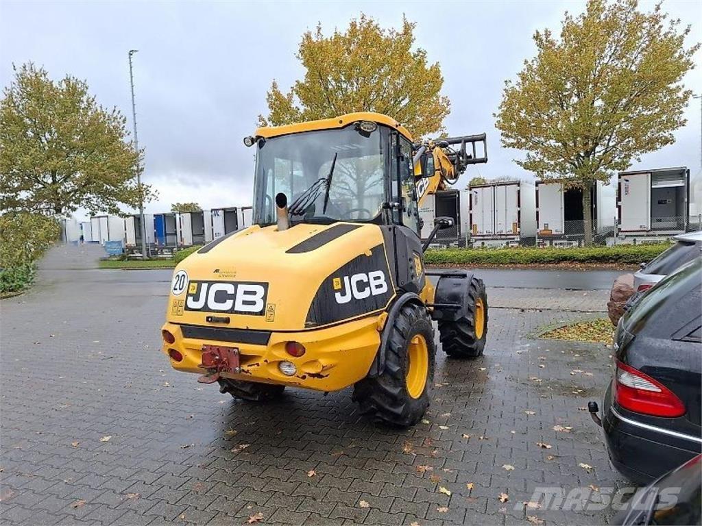 JCB TM 180 Kmetijski teleskopski nakladalci