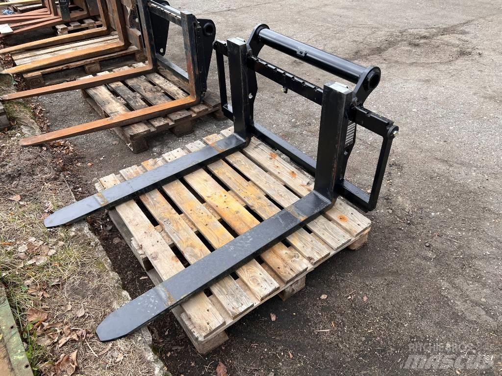 Manitou PFB35N Kmetijski teleskopski nakladalci
