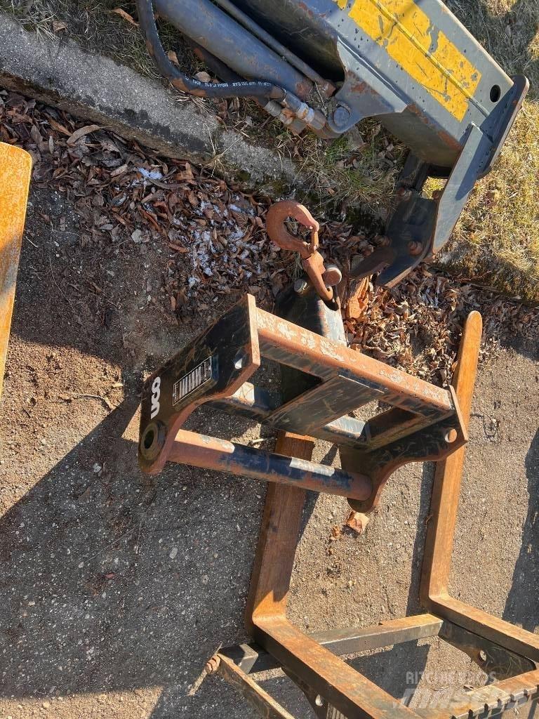Manitou PFB35N Kmetijski teleskopski nakladalci