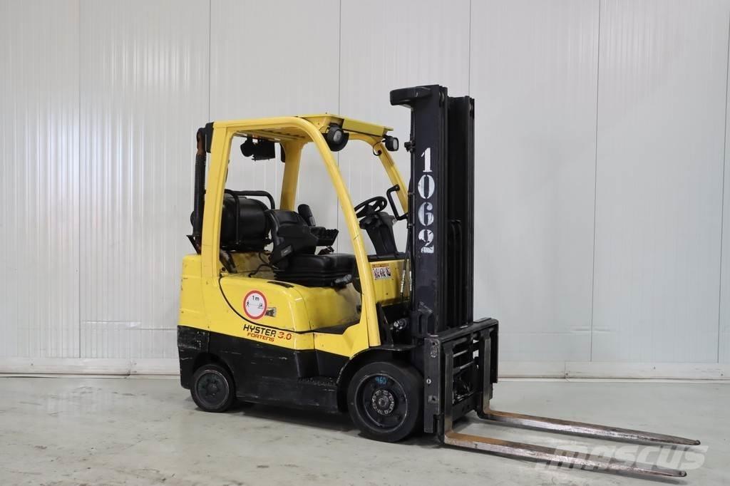 Hyster S3.0FT Plinski viličarji