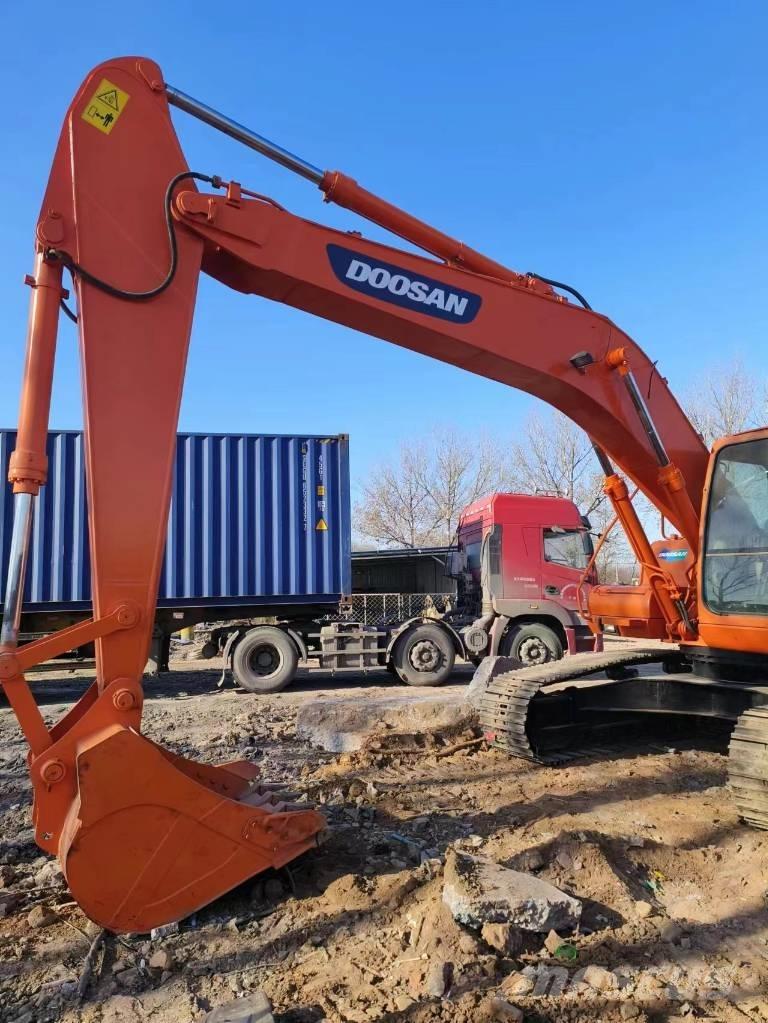 Doosan DH225LC-7 Bagri goseničarji