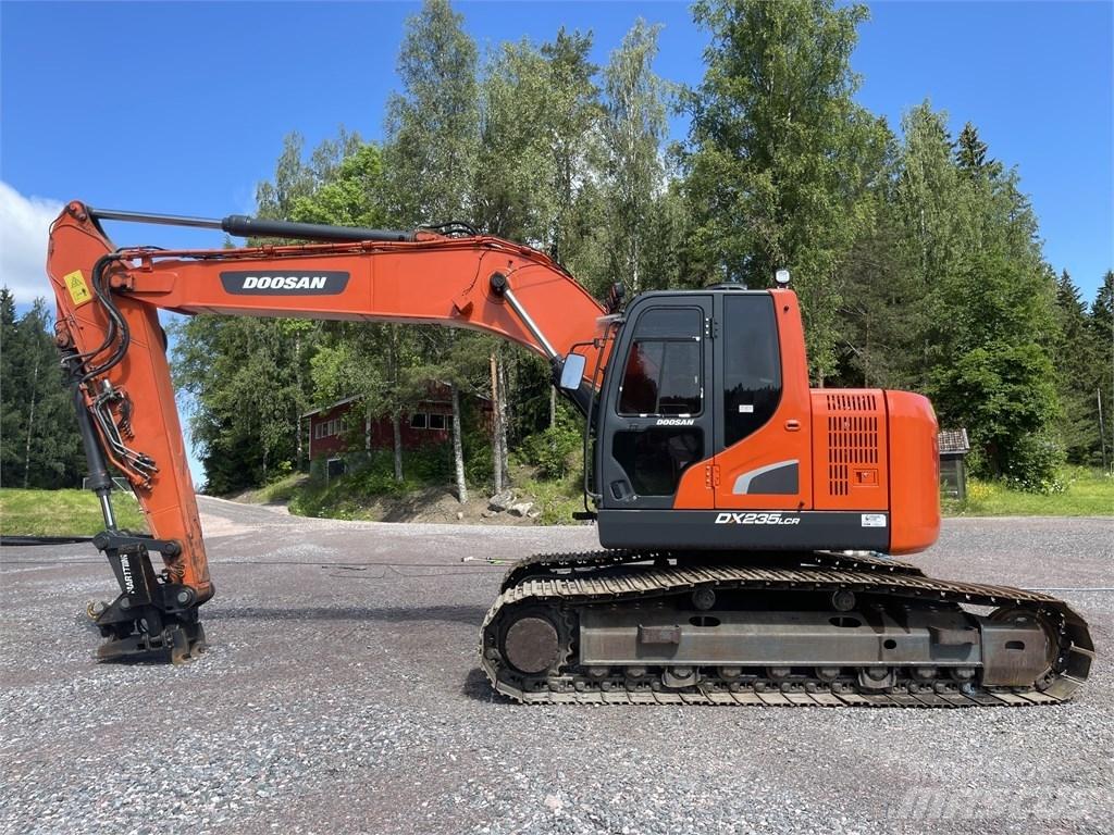 Doosan DX 235 LCR Bagri goseničarji