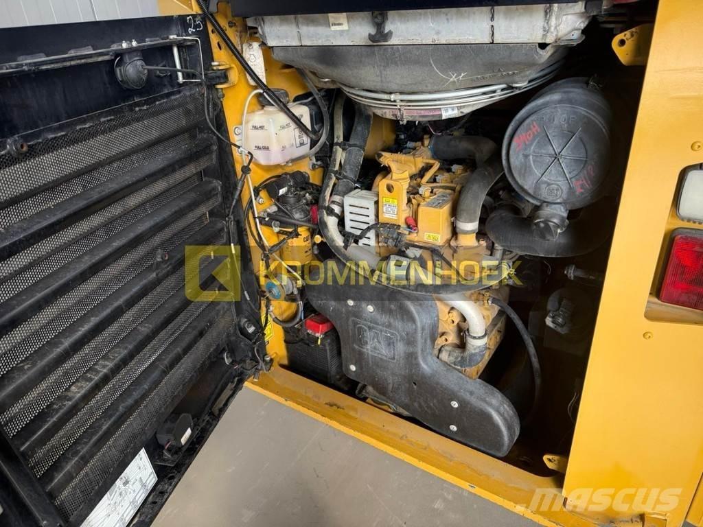 CAT 289 D3 Skid steer mini nakladalci