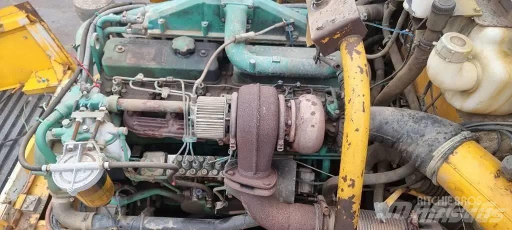 Volvo A 25 C 6X6 Zglobni demperji