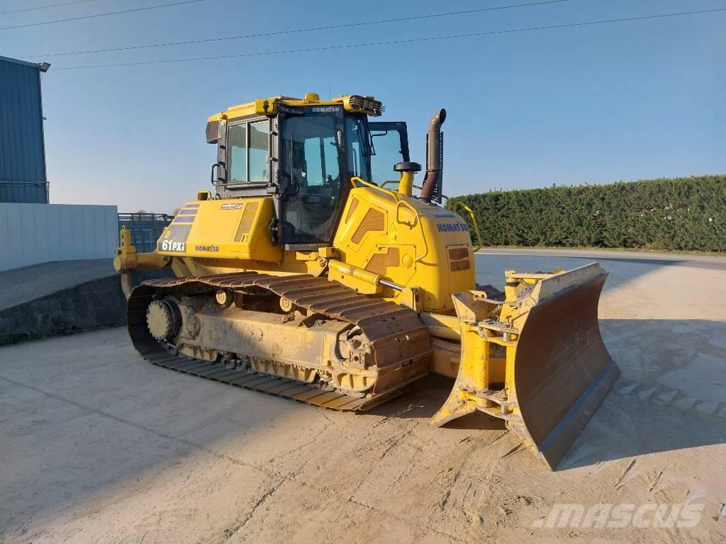 Komatsu D61PXi-24 Buldožerji goseničarji