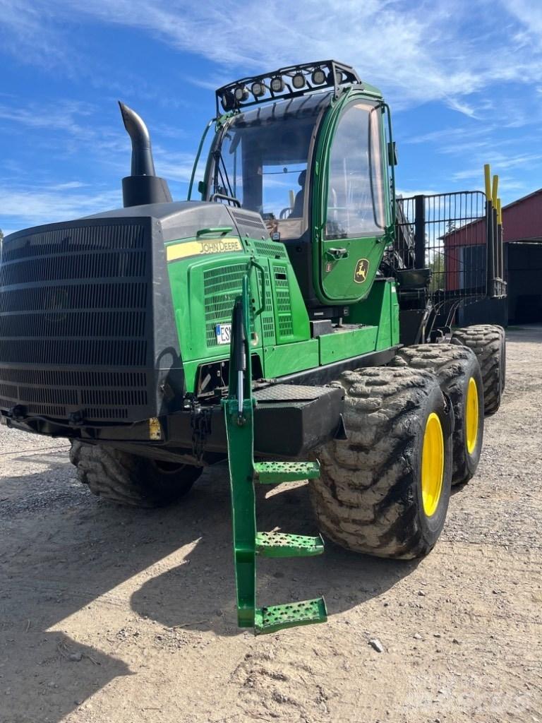 John Deere 1510G Forwarderji