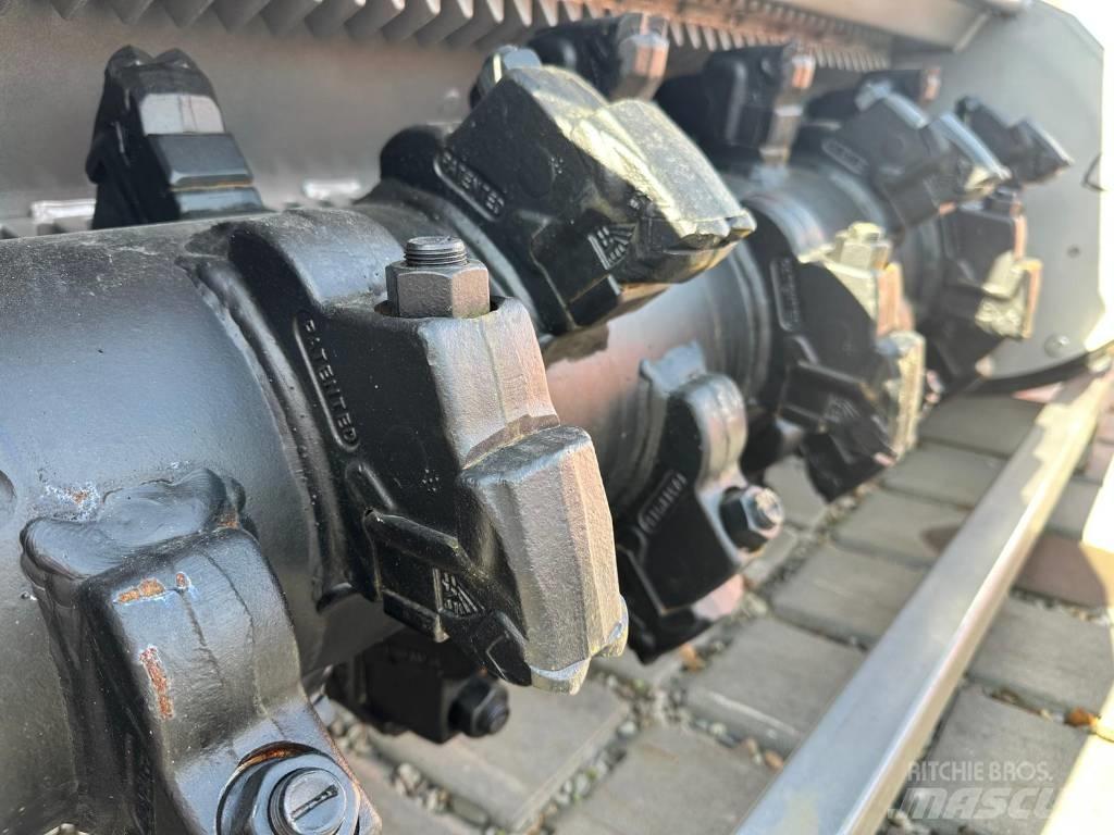 FAE UML/HY-125 VT Stroji za kleščenje