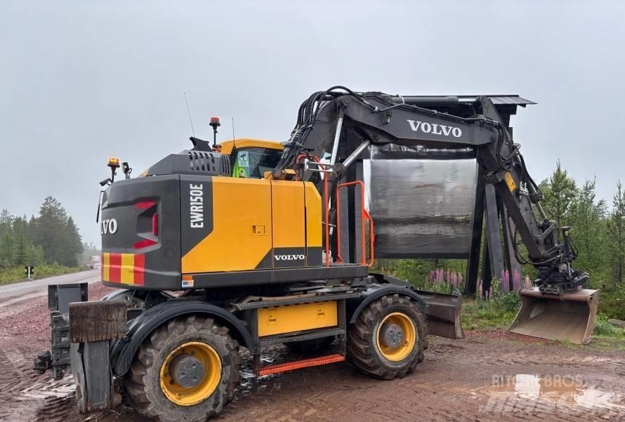 Volvo EWR 150 E Bagri na kolesih
