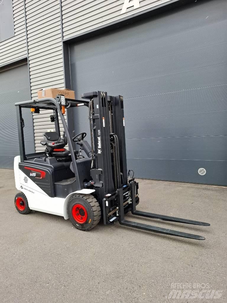 Bobcat B25NS Električni viličarji