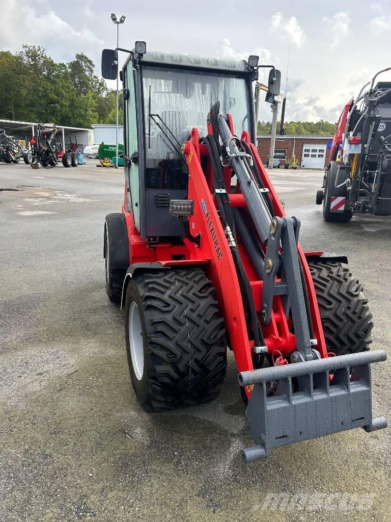 Flexitrac 1248 Cab Večnamenski nakladalci