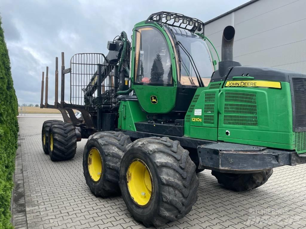 John Deere 1210 E Forwarderji