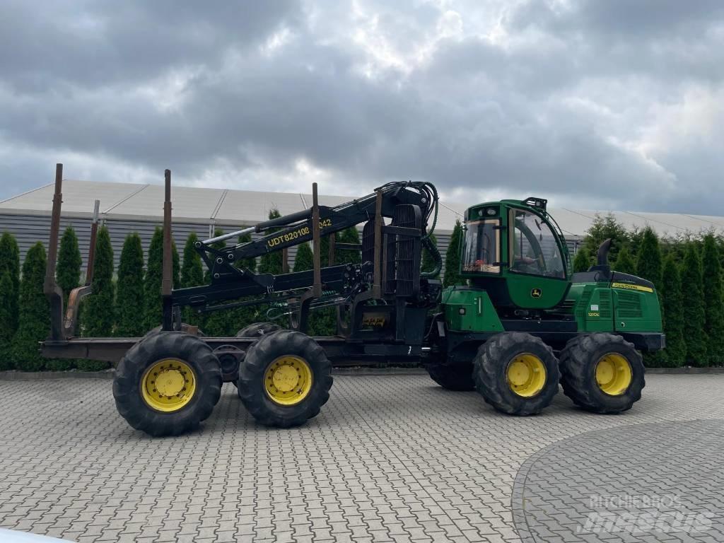 John Deere 1210 E Forwarderji