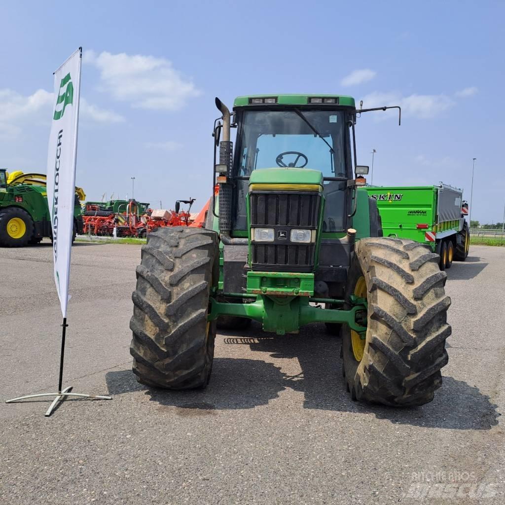 John Deere 7800 Traktorji
