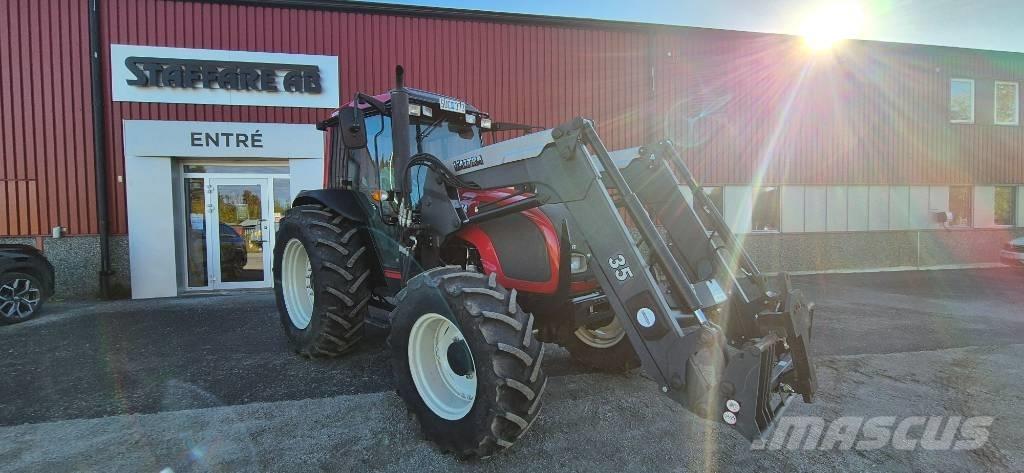 Valtra A 72 Traktorji