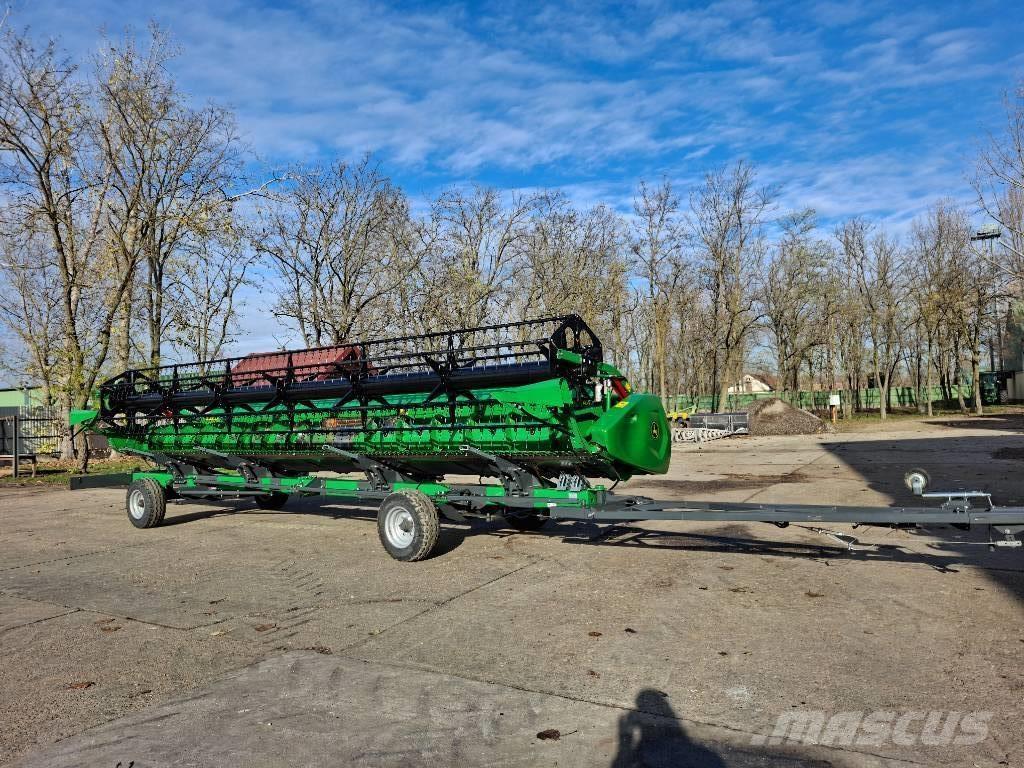 John Deere S7 900 Kombajni