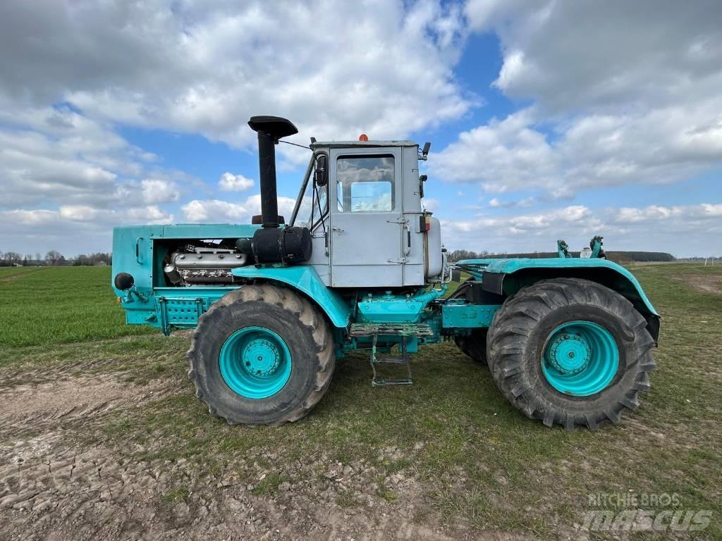 Chtz T150-K Traktorji