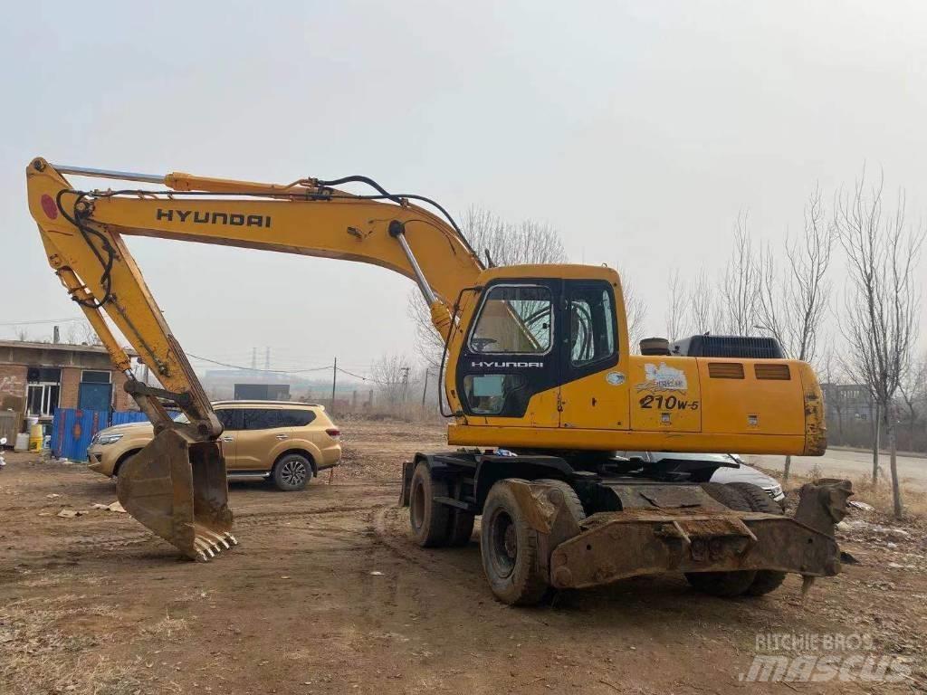 Hyundai R210WD Bagri na kolesih