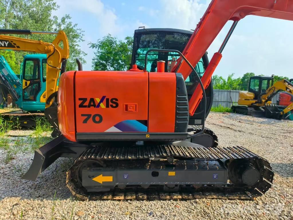 Hitachi ZX 70 Mini bagri <7t