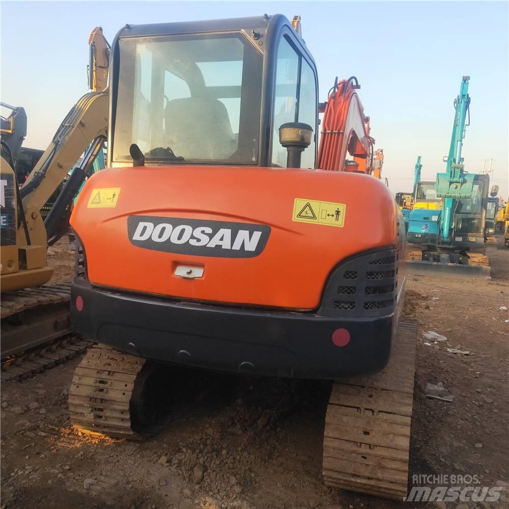 Doosan DH55 Mini bagri <7t