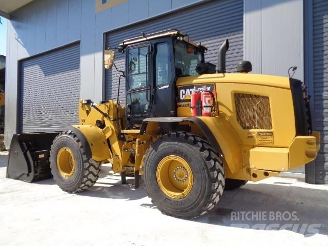 CAT 930 K Kolesni nakladalci