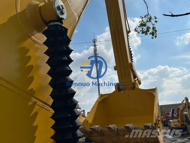 Komatsu PC200-8MO Bagri goseničarji