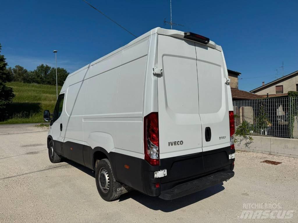 Iveco Daily 35s14 Dostavna vozila / kombiji