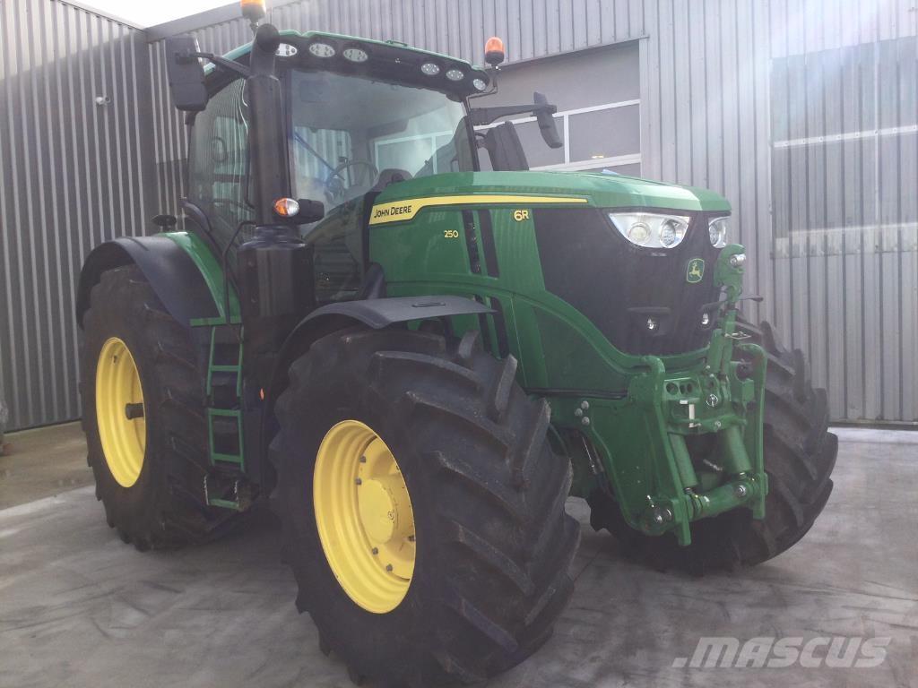John Deere 6R250 Traktorji